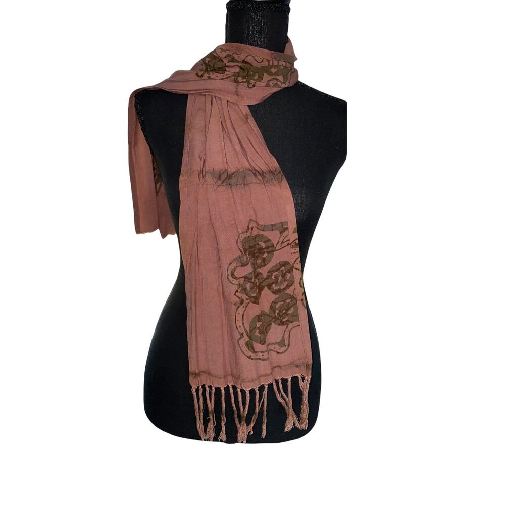 Maroon scarf with green print
